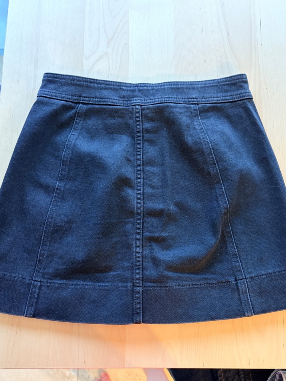 Madewell Denim Black Snap-Front Mini Skirt - Picture 2 of 5